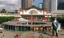 Messe Frankfurt 1996 als Großhändler für handgefertigten Modeschmuck und selbst produzierten Schmuck aus Glas