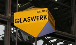 Modemesse mit Glaskunst in Frankfurt